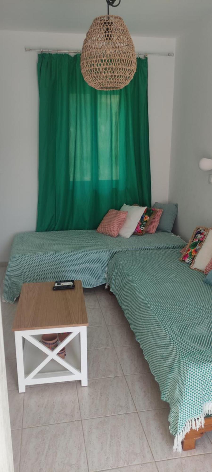 Nikos Studios Ливадия Номер фото