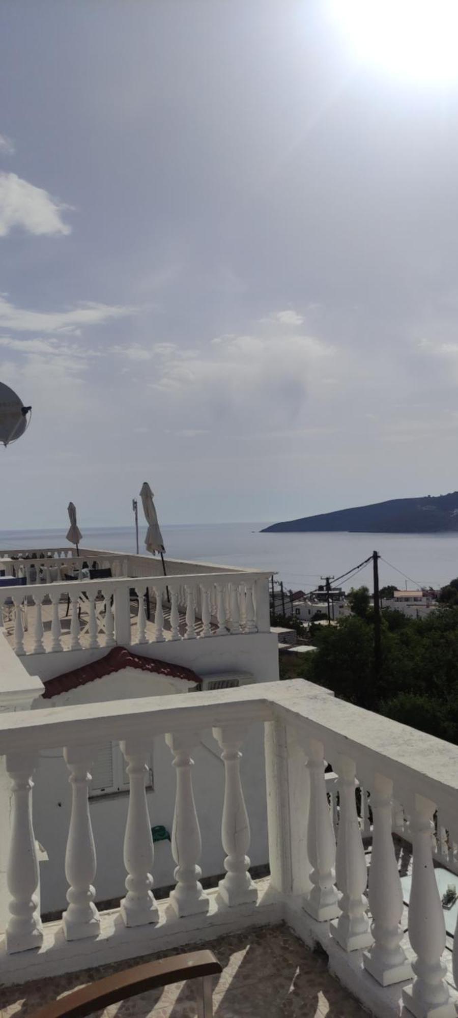 Nikos Studios Ливадия Номер фото